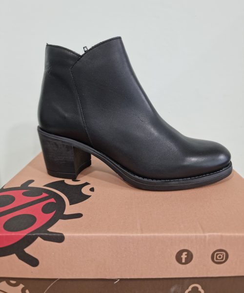 yokono botin black